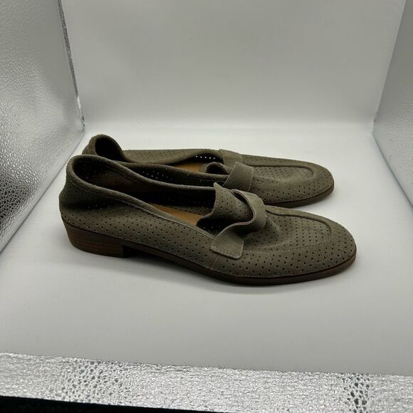 Lucky Brand Caylon Perforated Suede Loafer Size 8M - Picture 1 of 11